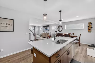 833 Sugar Maple Lane, Verona, WI 53593 - Photo 9