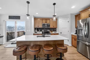 833 Sugar Maple Ln, Verona, WI 53593 - Photo 5