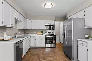 513 W 2nd St, Reedsburg, WI 53959 - Photo 7