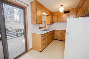 219 W Commerce St, Mineral Point, WI 53565 - Photo 15