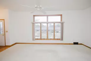 219 W Commerce St, Mineral Point, WI 53565 - Photo 11