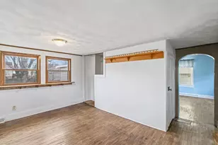 212 E Carroll St, Portage, WI 53901 - Photo 9