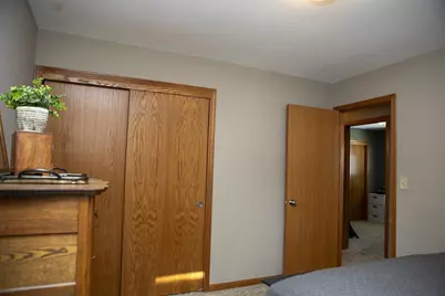 532 S 15th Avenue, West Bend, WI 53095 - Photo 33