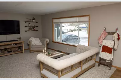 532 S 15th Avenue, West Bend, WI 53095 - Photo 5