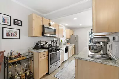 4218 Warwick Way, Madison, WI 53711 - Photo 7