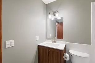 4417 Barby Ln, Madison, WI 53704 - Photo 23