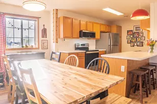 205 Parador Pl, Cottage Grove, WI 53527 - Photo 9