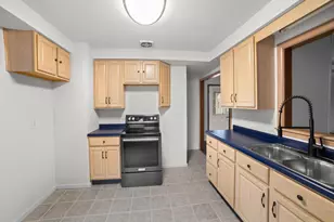 1113 North St, Beloit, WI 53511 - Photo 11