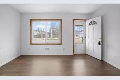 1113 North Street, Beloit, WI 53511 - Photo 5