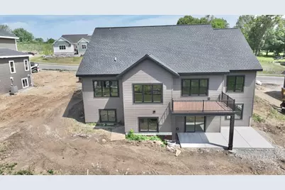 477 Foxfield Court, Oregon, WI 53575 - Photo 3