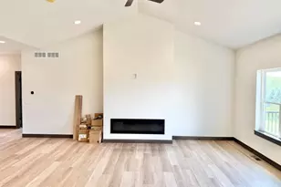 477 Foxfield Ct, Oregon, WI 53575 - Photo 19