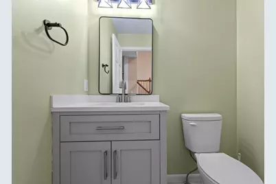 205 E Verleen Avenue, Waunakee, WI 53597 - Photo 17