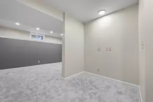 205 E Verleen Ave, Waunakee, WI 53597 - Photo 33