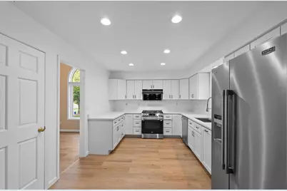 205 E Verleen Avenue, Waunakee, WI 53597 - Photo 15