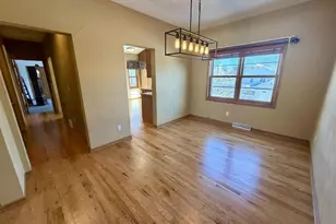 304 N 11th Ave, Monroe, WI 53566 - Photo 11