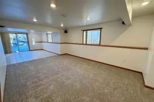 304 N 11th Ave, Monroe, WI 53566 - Photo 51