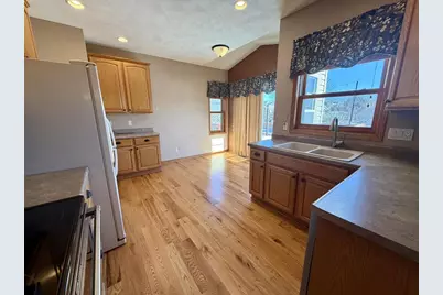 304 N 11th Avenue, Monroe, WI 53566 - Photo 15