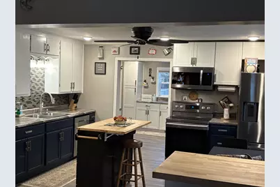 432 W 11th Avenue, Oshkosh, WI 54902 - Photo 11