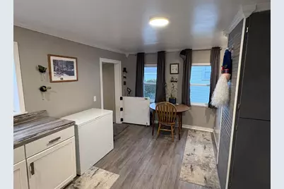 432 W 11th Avenue, Oshkosh, WI 54902 - Photo 13