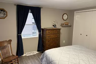 432 W 11th Ave, Oshkosh, WI 54902 - Photo 9