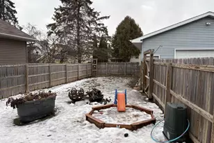 432 W 11th Ave, Oshkosh, WI 54902 - Photo 29