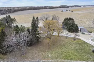 946 Canal Rd, Marshall, WI 53559 - Photo 65