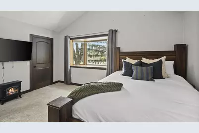 946 Canal Road, Marshall, WI 53559 - Photo 23