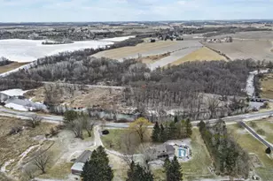 946 Canal Rd, Marshall, WI 53559 - Photo 71