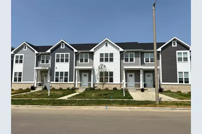 6870 Belle Fontaine Boulevard, Middleton, WI 53562 - Photo 1
