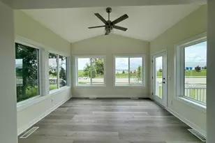 4159 Fox Frst Wy, DeForest, WI 53532 - Photo 9