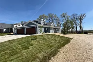 4159 Fox Frst Wy, DeForest, WI 53532 - Photo 3