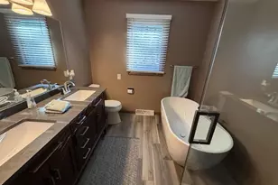 1303 Wexford Dr, Waunakee, WI 53597 - Photo 9