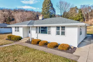 1713 Cross St, Cross Plains, WI 53528 - Photo 3