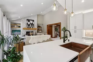 S2948 Fairway Dr, Reedsburg, WI 53959 - Photo 11