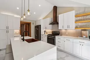 S2948 Fairway Dr, Reedsburg, WI 53959 - Photo 9