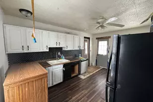 522 Williams St, Tomah, WI 54660 - Photo 5