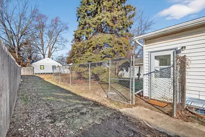1923 Lenox Avenue, Beloit, WI 53511 - Photo 29