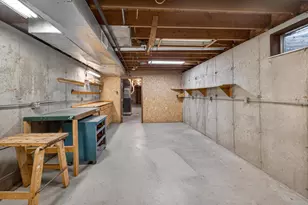 5758 Modernaire St, Fitchburg, WI 53711 - Photo 35