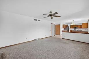 5758 Modernaire St, Fitchburg, WI 53711 - Photo 19