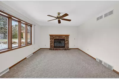 5758 Modernaire Street, Fitchburg, WI 53711 - Photo 17
