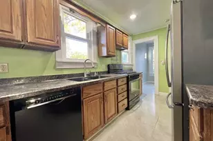 113 N Vita Ave, Beaver Dam, WI 53916 - Photo 5