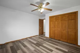 313 Sunset Rd, Columbus, WI 53925 - Photo 19