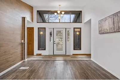 313 Sunset Road, Columbus, WI 53925 - Photo 5