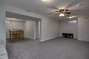 6668 W Wood Ridge Dr, Janesville, WI 53548 - Photo 31