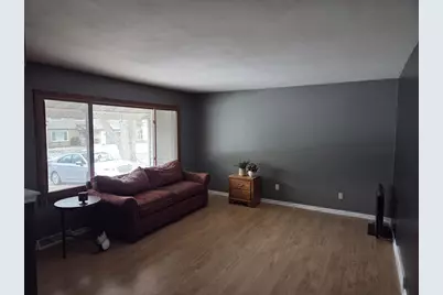 385 S Woodland Drive, Whitewater, WI 53190 - Photo 5