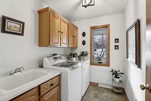 901 Innisbrook Ct, Waunakee, WI 53597 - Photo 19