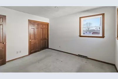 2315 N Claremont Drive, Janesville, WI 53545 - Photo 19