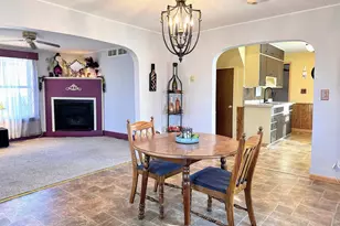 412 N Wacouta Ave, Prairie Du Chien, WI 53821 - Photo 5