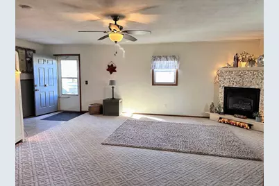 412 N Wacouta Avenue, Prairie Du Chien, WI 53821 - Photo 15