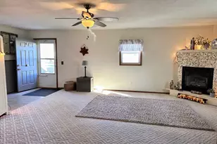 412 N Wacouta Ave, Prairie Du Chien, WI 53821 - Photo 15